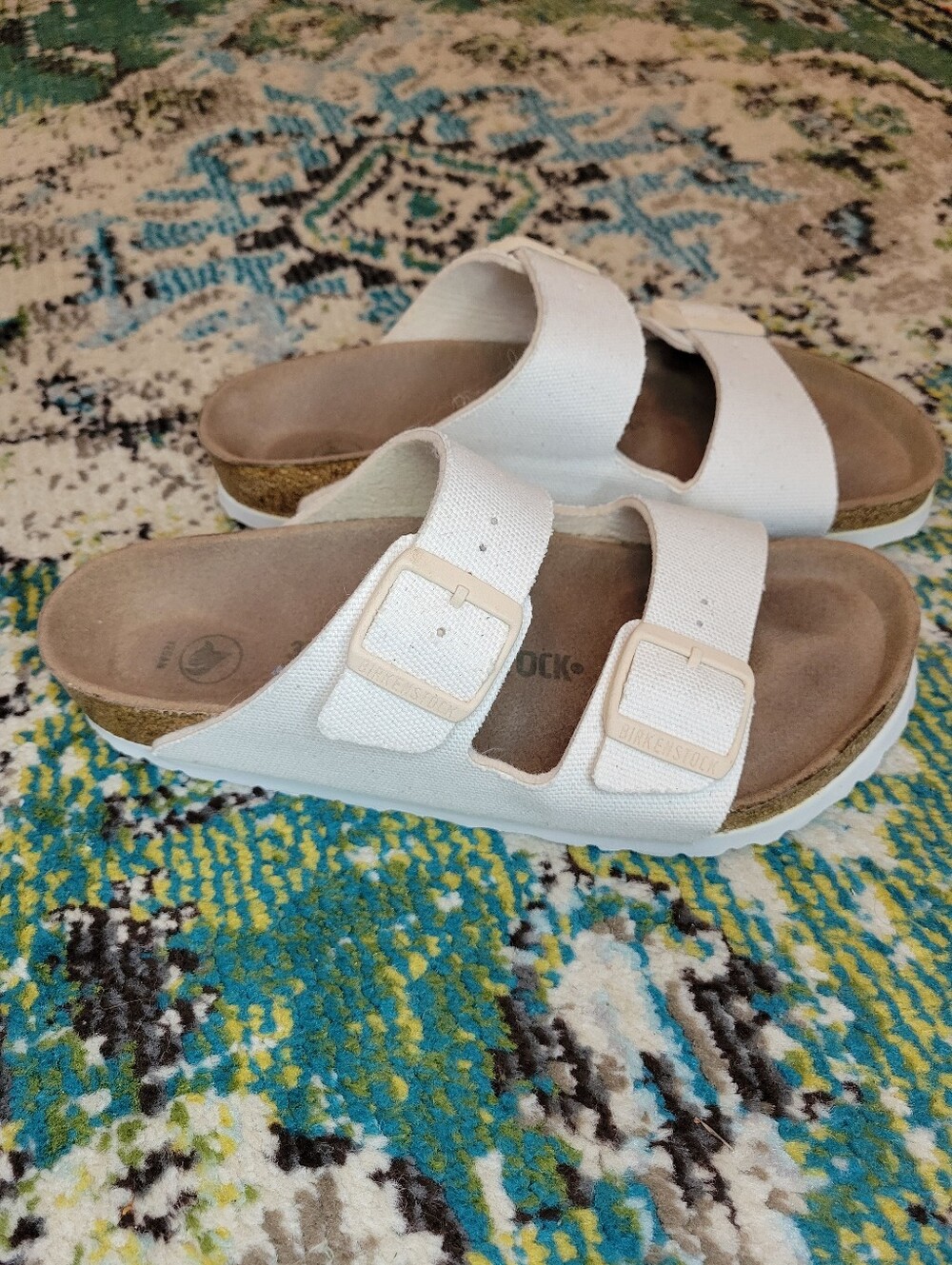Birkenstock Eggshell Arizona Two Strap Slip On Comfort Sandals, EU 39 US 8-8.5
